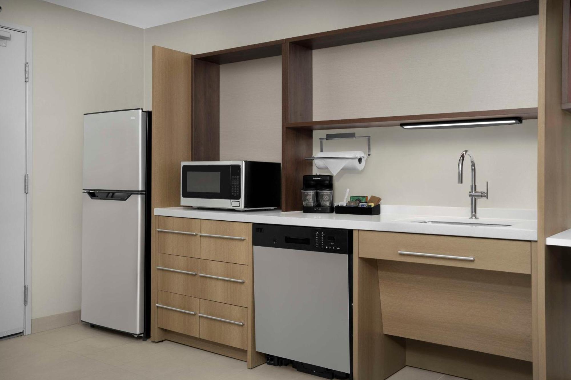 Home2 Suites By Hilton פוקיפסי מראה חיצוני תמונה